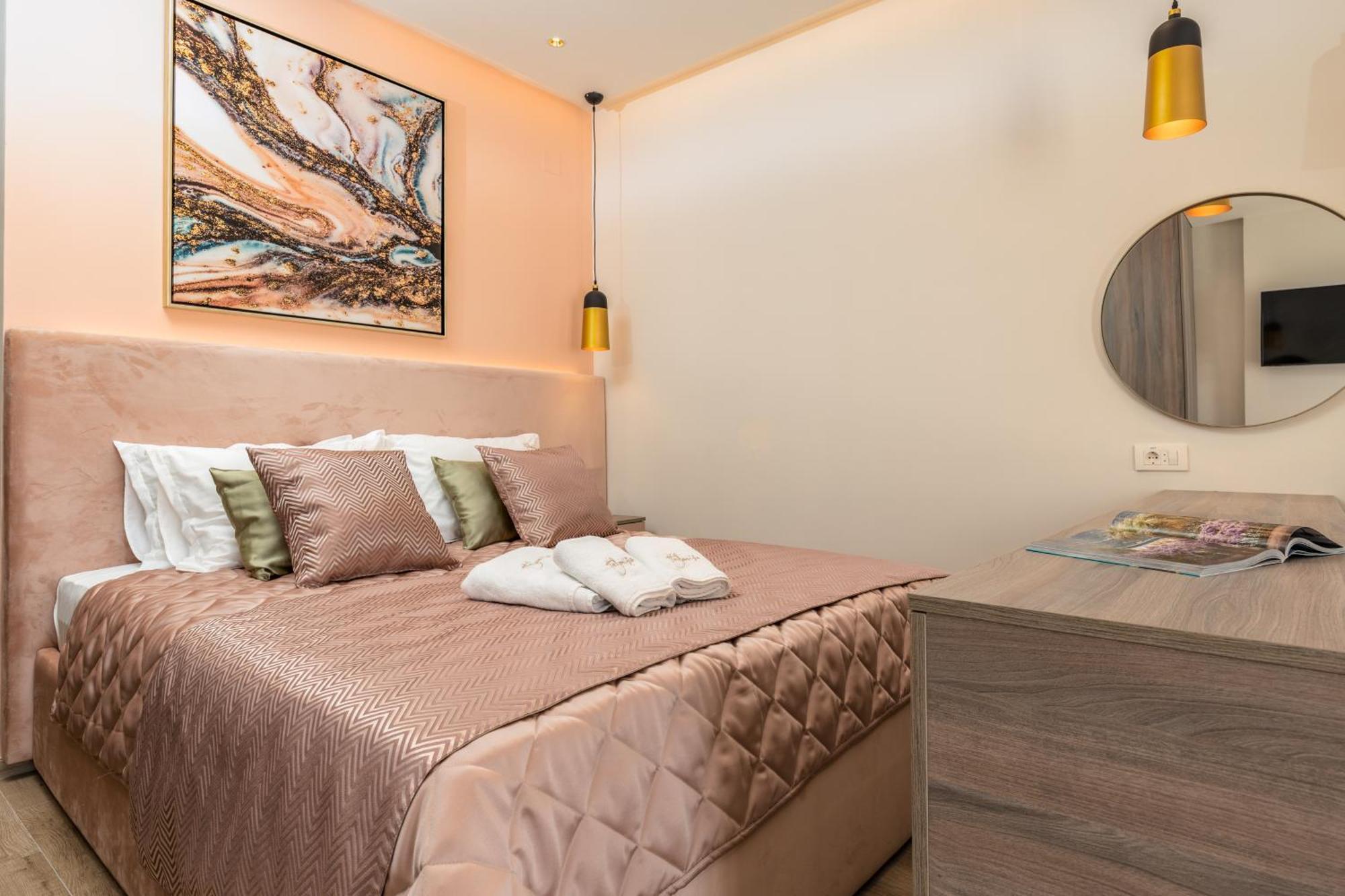 Hotel Vila Hedonija Herceg Novi Extérieur photo