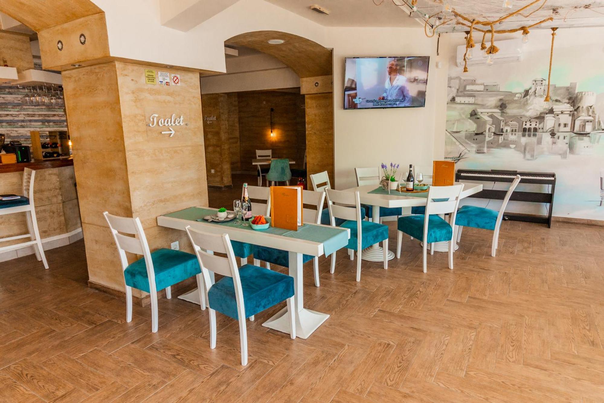 Hotel Vila Hedonija Herceg Novi Extérieur photo