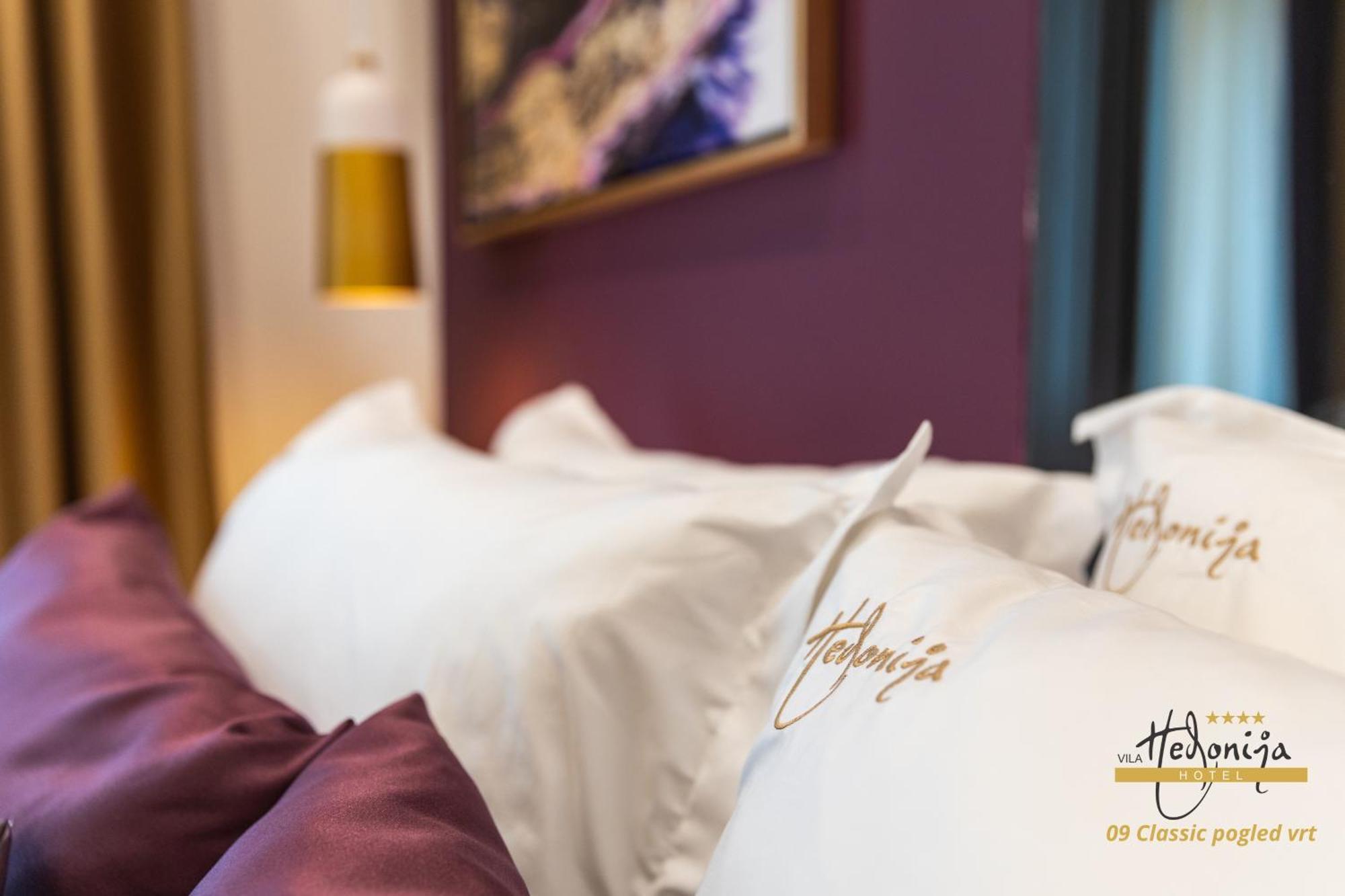 Hotel Vila Hedonija Herceg Novi Extérieur photo